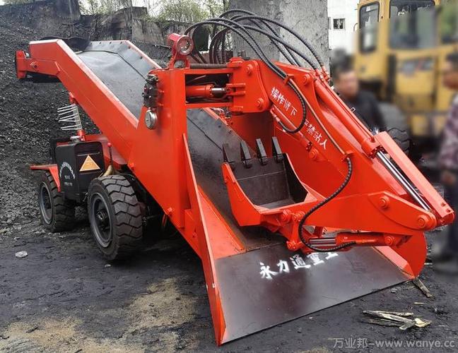 供應(yīng)輪式扒渣機(jī),輪式80扒渣機(jī),扒渣機(jī)供應(yīng)商,巷道出渣用扒渣機(jī)_玉溪